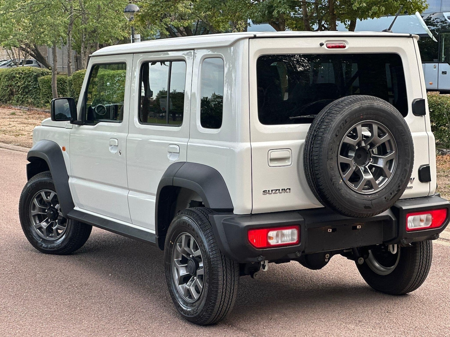 Used Suzuki Jimny for sale - 76476444: Photo 8
