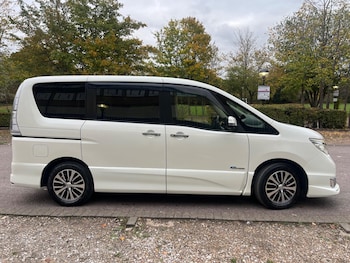 Used Nissan Serena 2014 for sale - 76441374: Photo