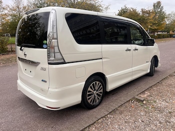 Used Nissan Serena 2014 for sale - 76441374: Photo