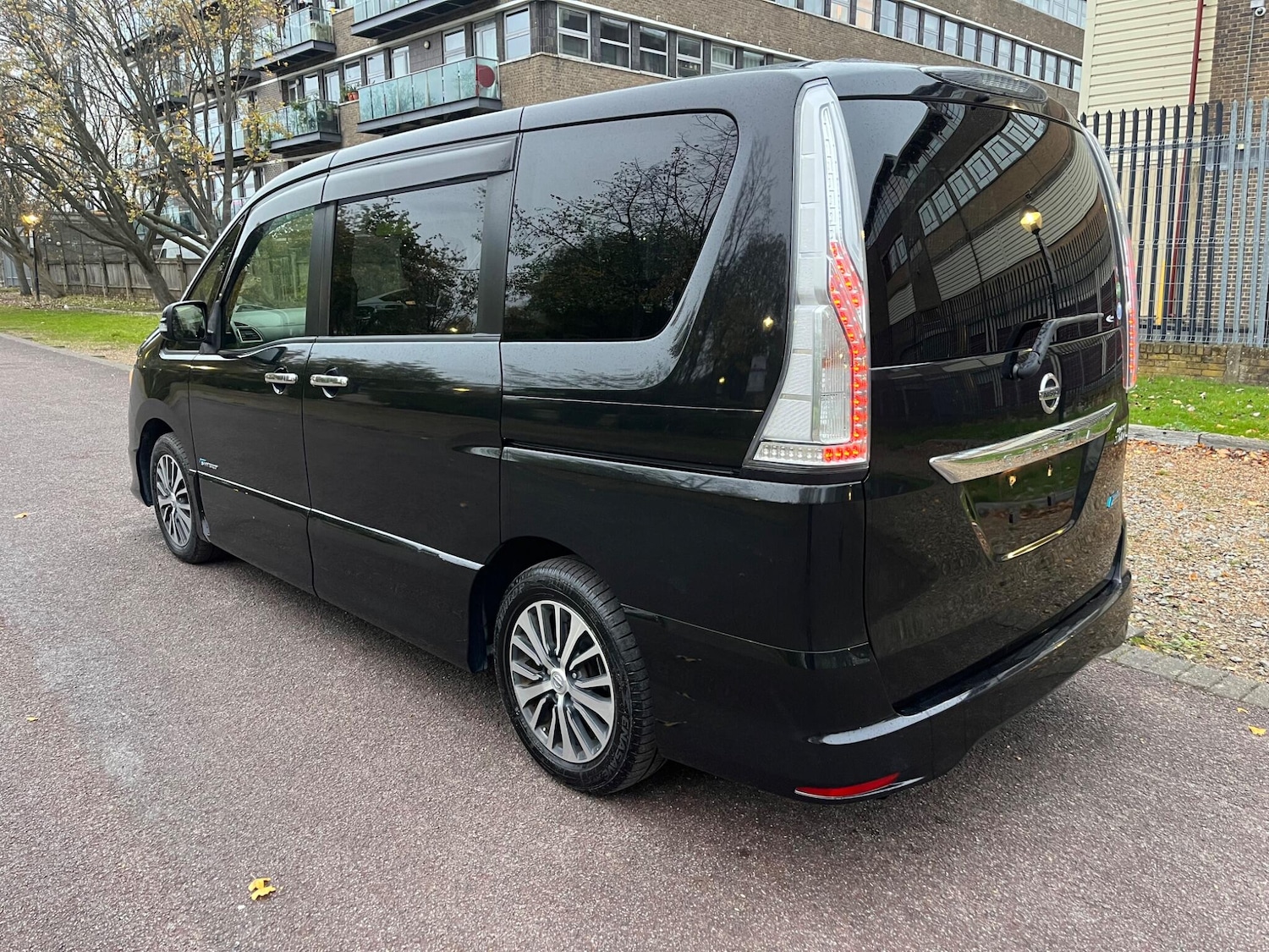 Used Nissan Serena for sale - 76432248: Photo 21