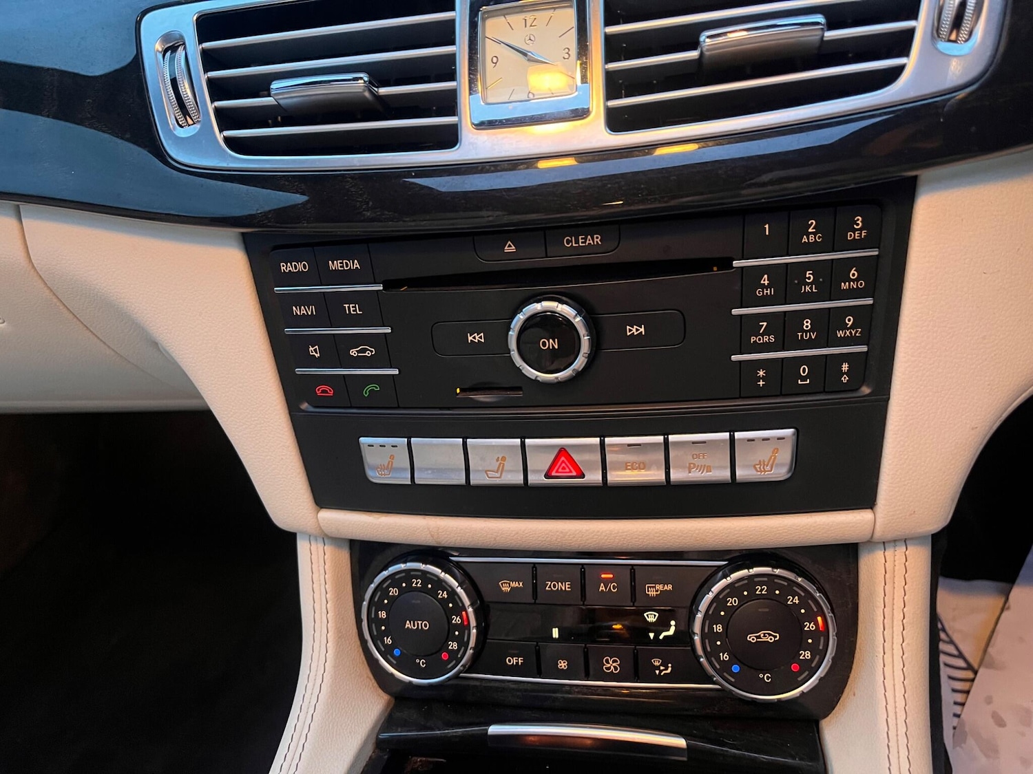 Used Mercedes-Benz CLS 2015 for sale - 76855751: Photo 34