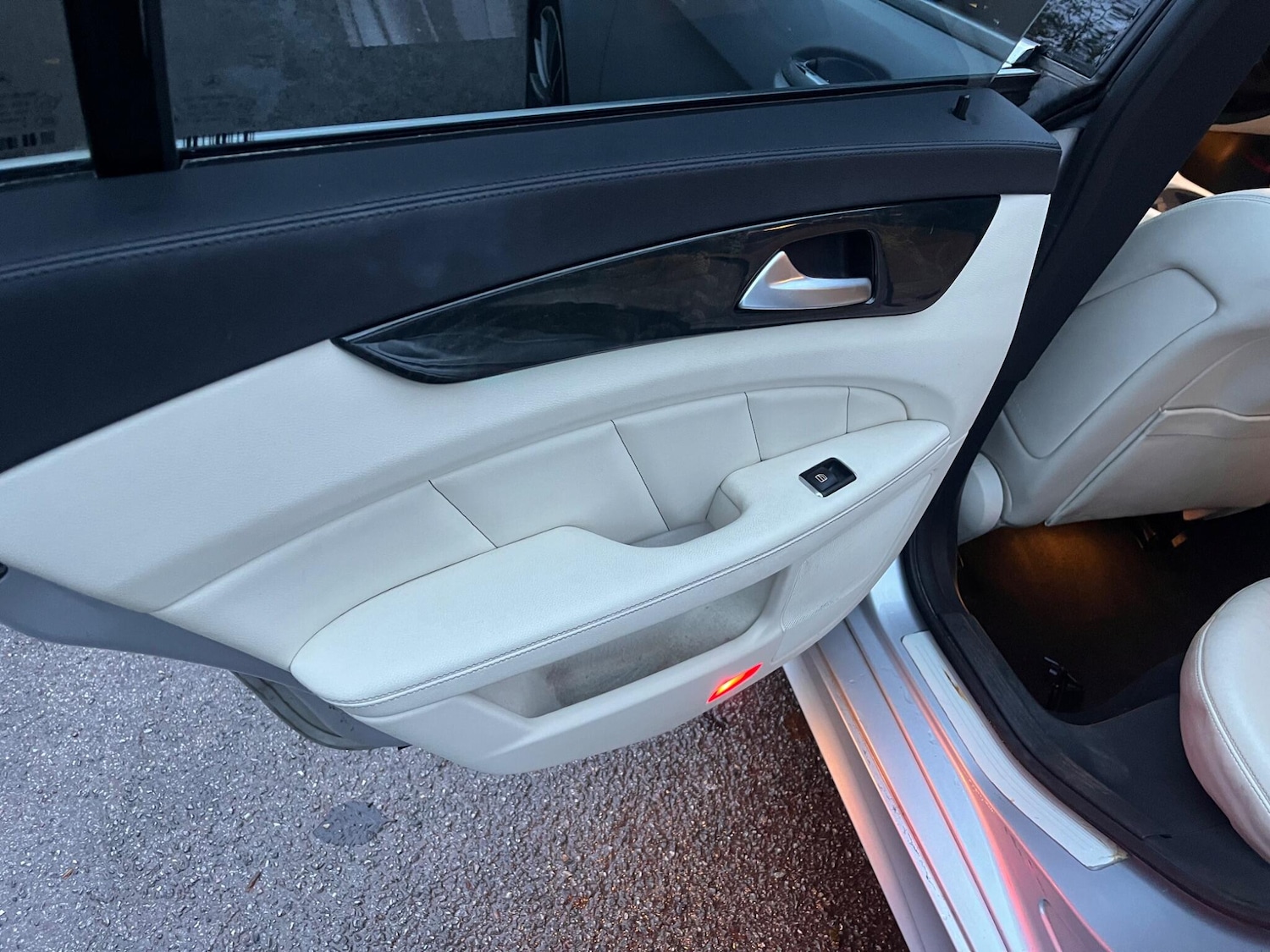 Used Mercedes-Benz CLS 2015 for sale - 76855751: Photo 39