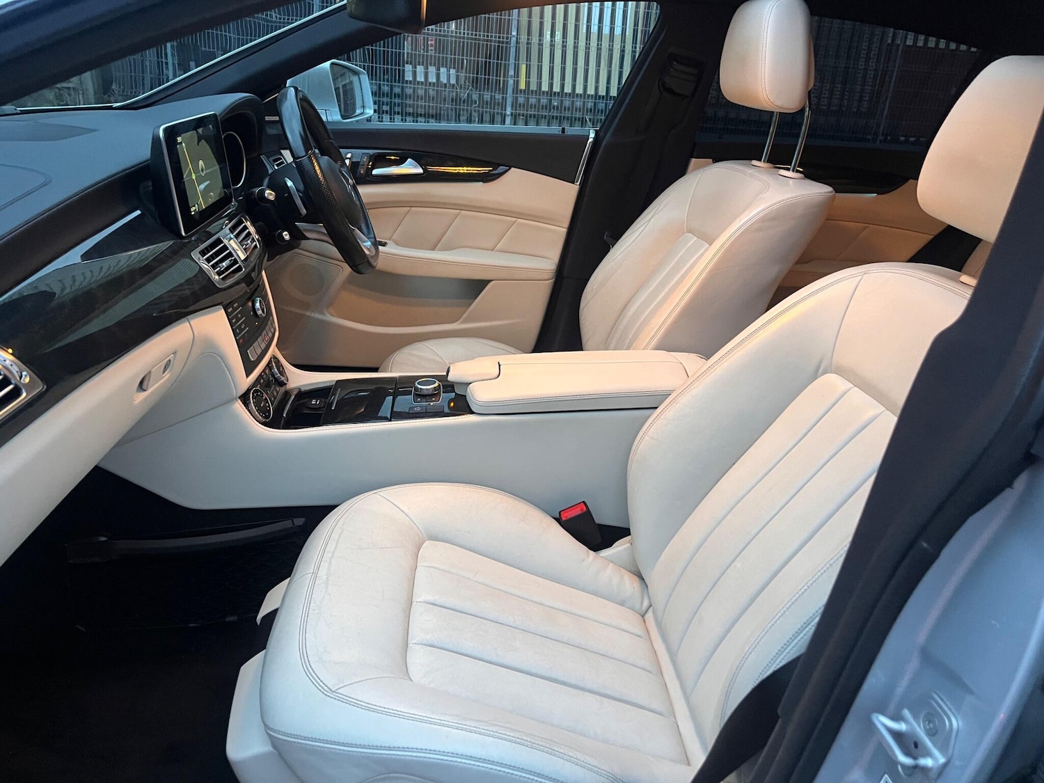 Used Mercedes-Benz CLS 2015 for sale - 76855751: Photo 41