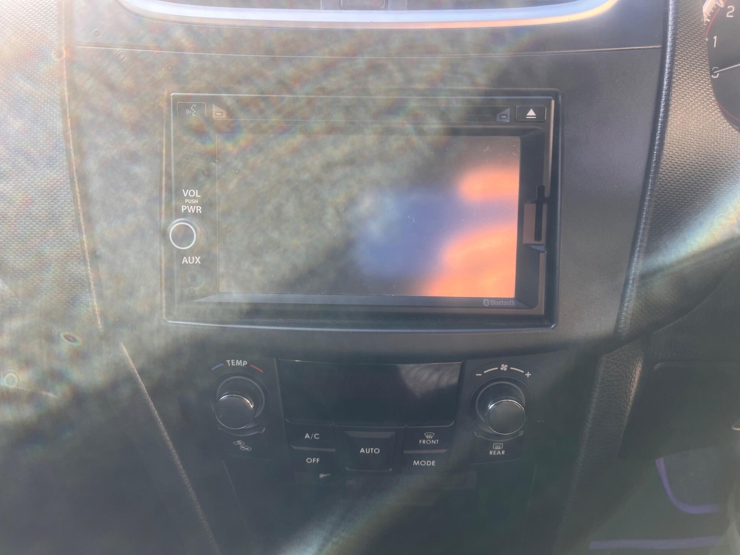 Used Suzuki Swift 2015 for sale - 76620096: Photo 40