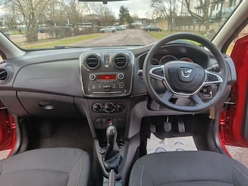 Used Dacia Sandero 2017 for sale - 77163336: Photo