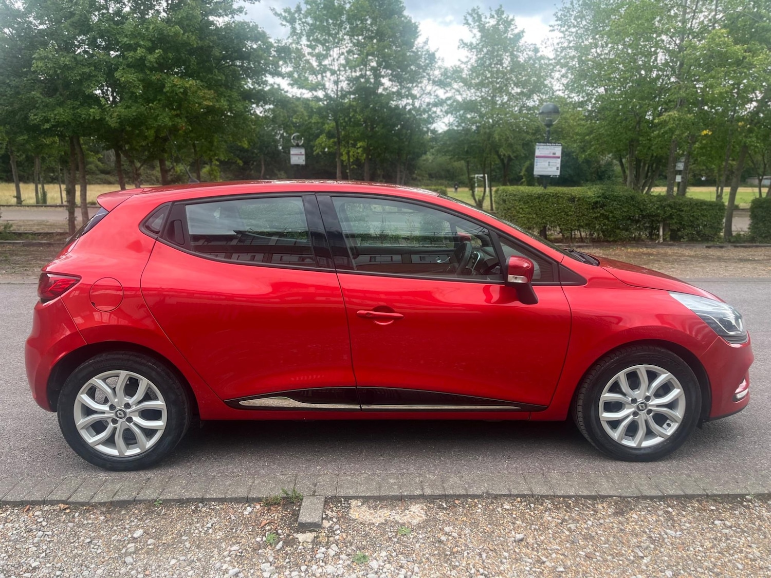 Used Renault Clio 2017 for sale - 75377054: Photo 12