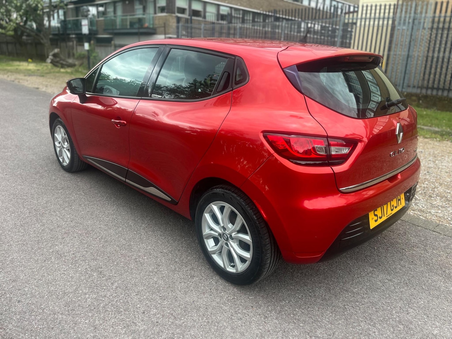 Used Renault Clio 2017 for sale - 75377054: Photo 19