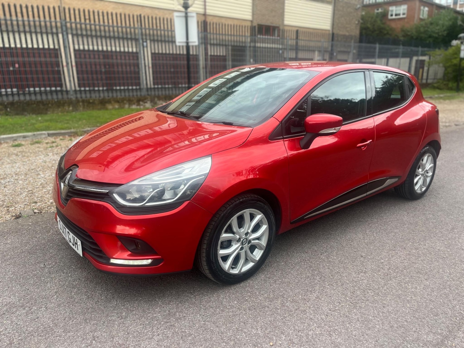 Used Renault Clio 2017 for sale - 75377054: Photo 23