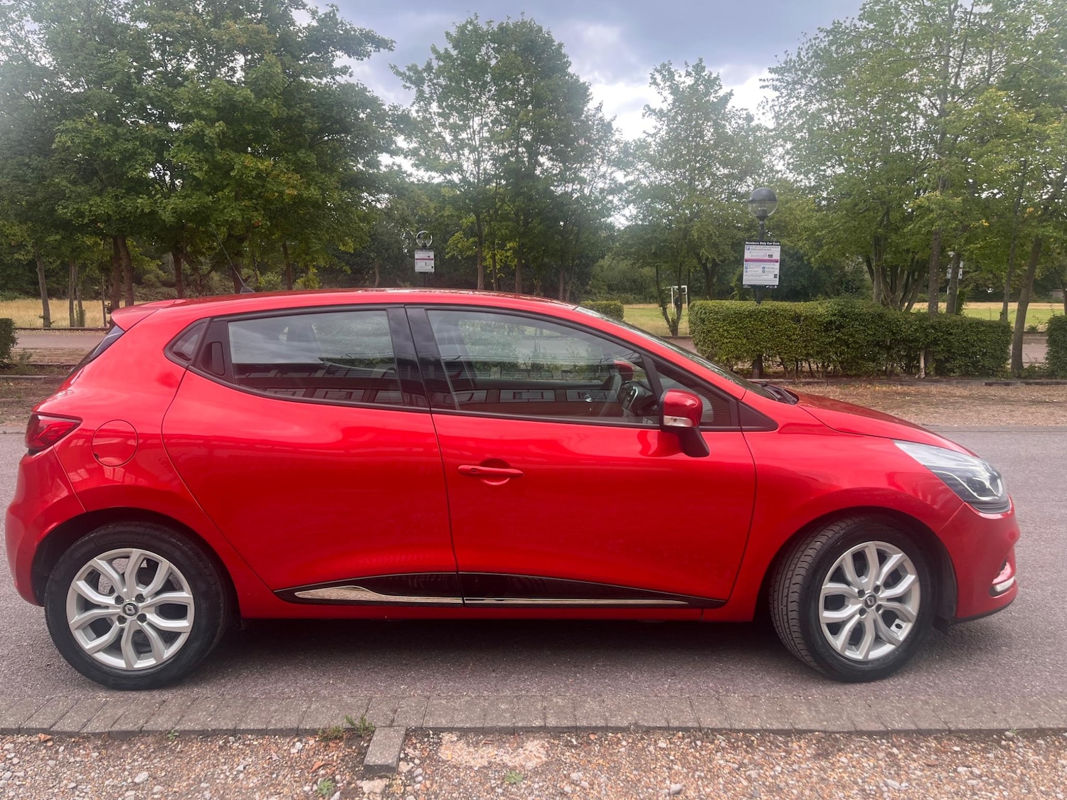 Used Renault Clio 2017 for sale - 75377054: Photo 4