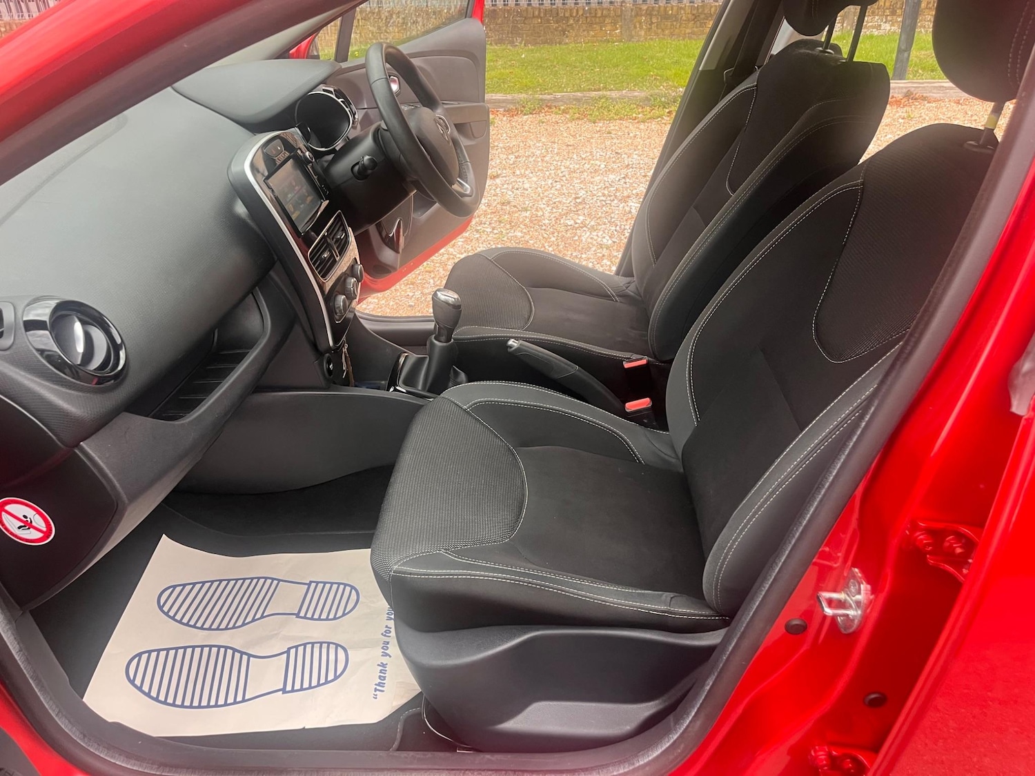 Used Renault Clio 2017 for sale - 75377054: Photo 8