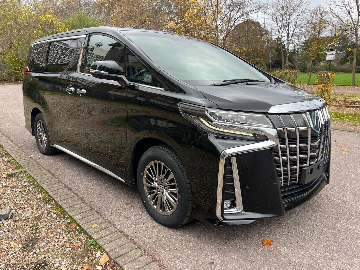 Used Toyota Alphard for sale - 76512259: Photo 14