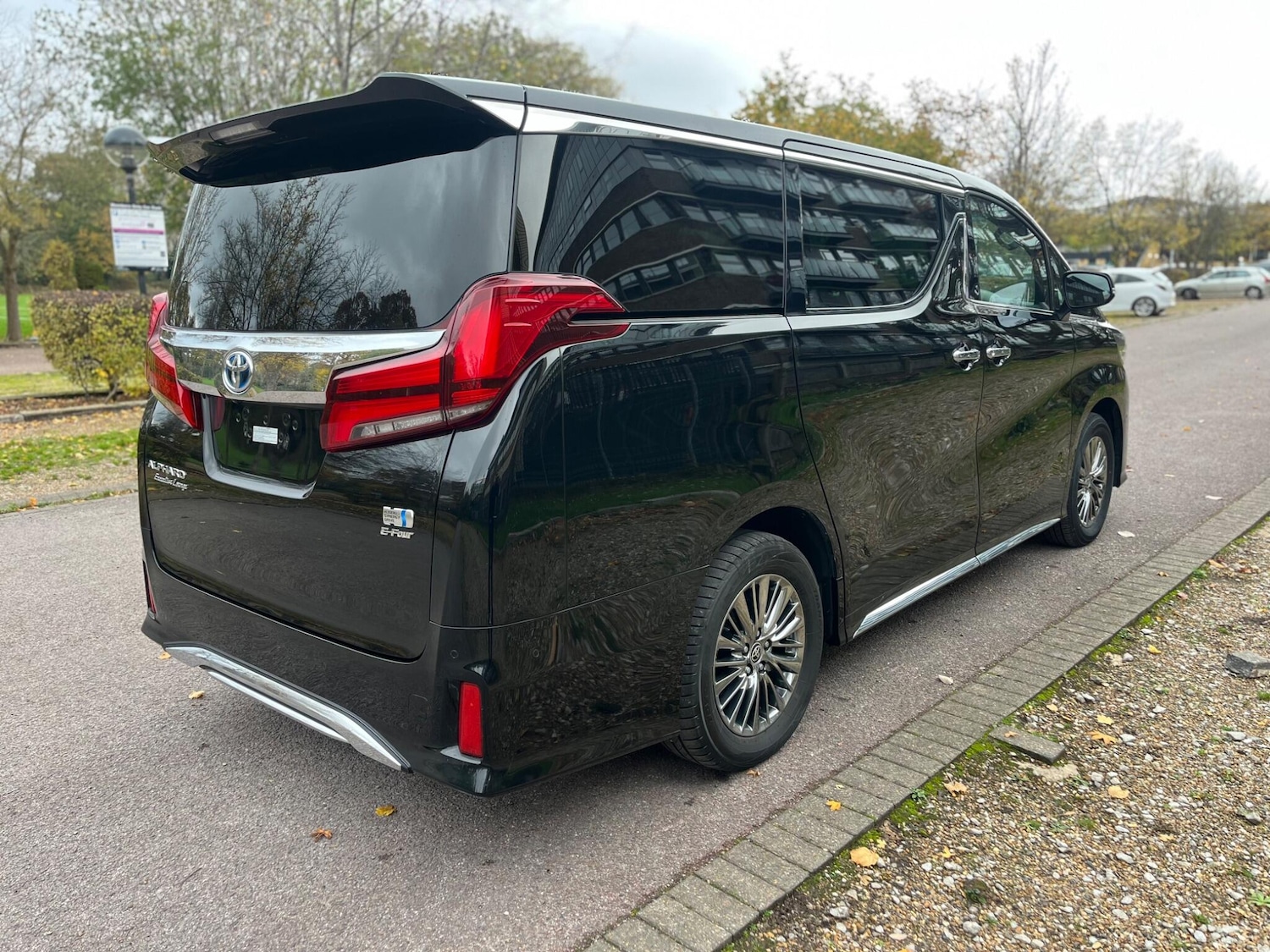 Used Toyota Alphard for sale - 76512259: Photo 22