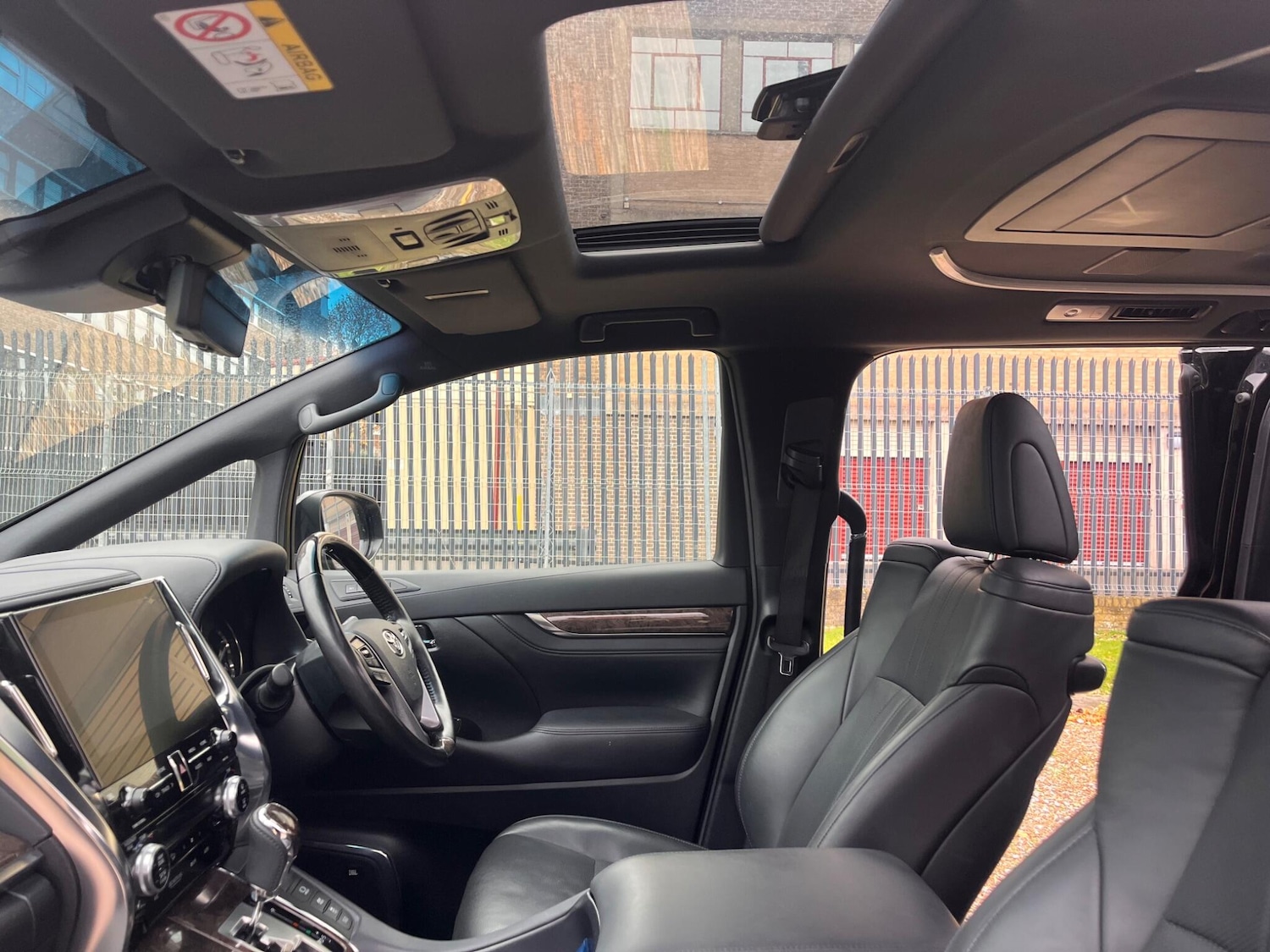 Used Toyota Alphard for sale - 76512259: Photo 33