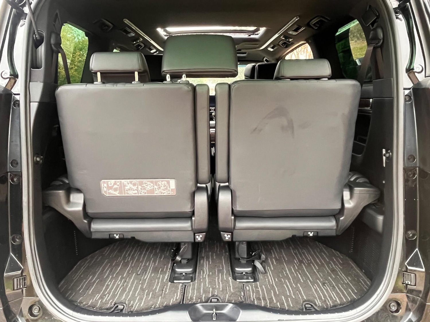 Used Toyota Alphard for sale - 76512259: Photo 42