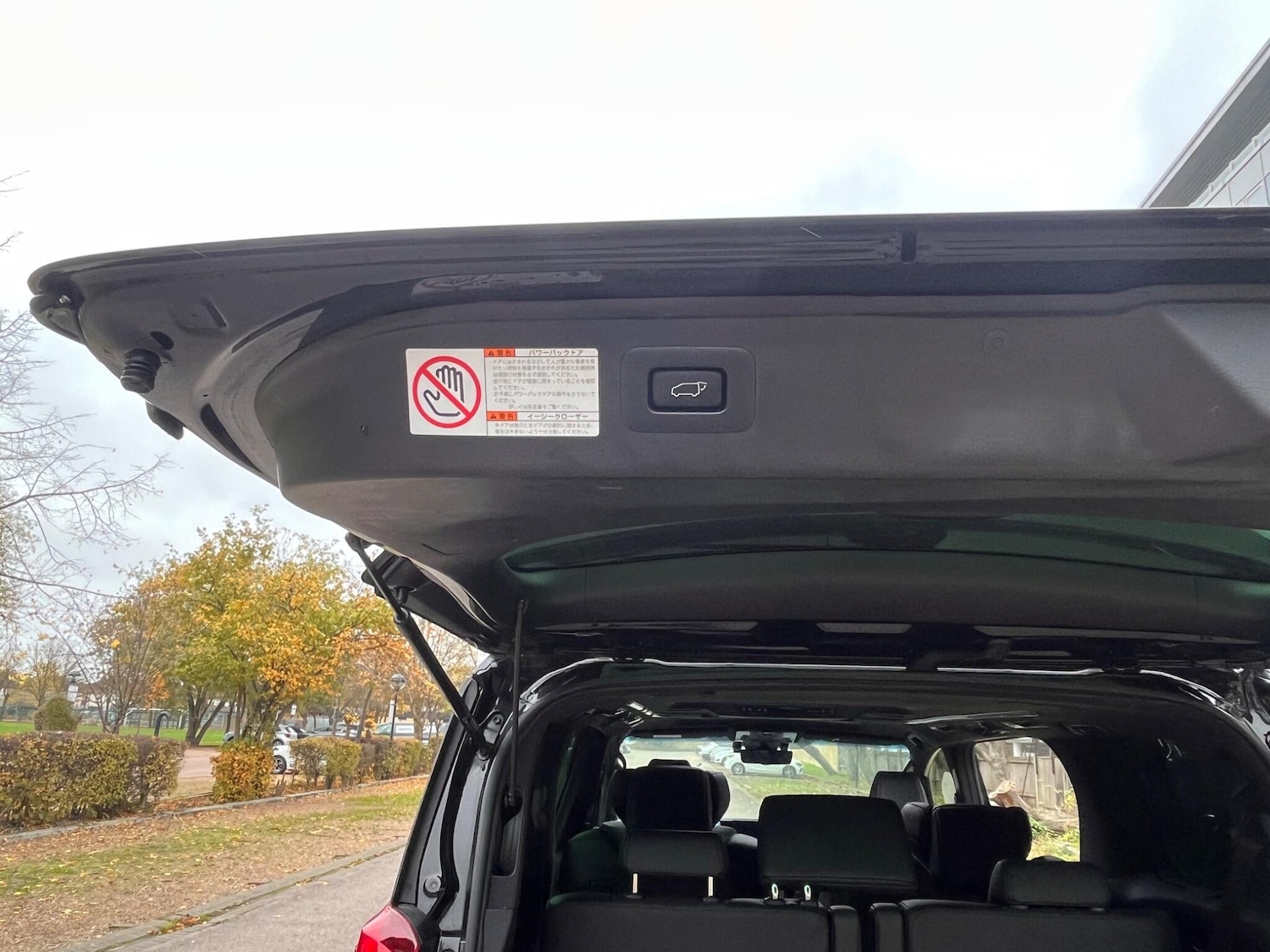 Used Toyota Alphard for sale - 76512259: Photo 44