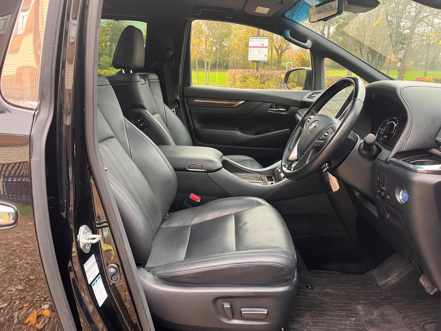 Used Toyota Alphard for sale - 76512259: Photo 47