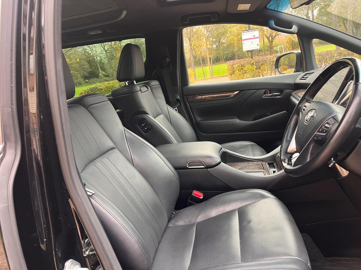 Used Toyota Alphard for sale - 76512259: Photo 49