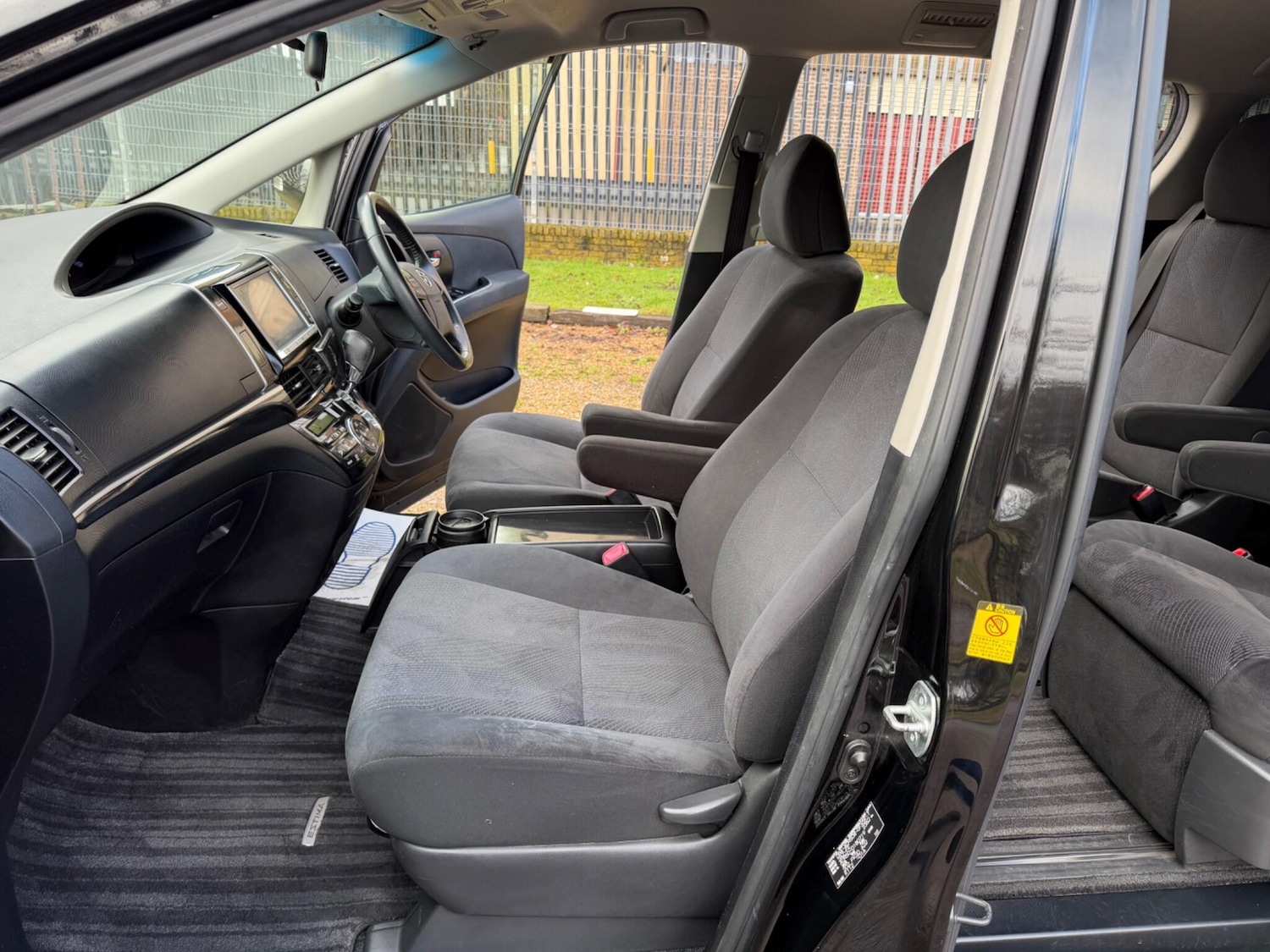 Used Toyota Estima for sale - 77427576: Photo 6