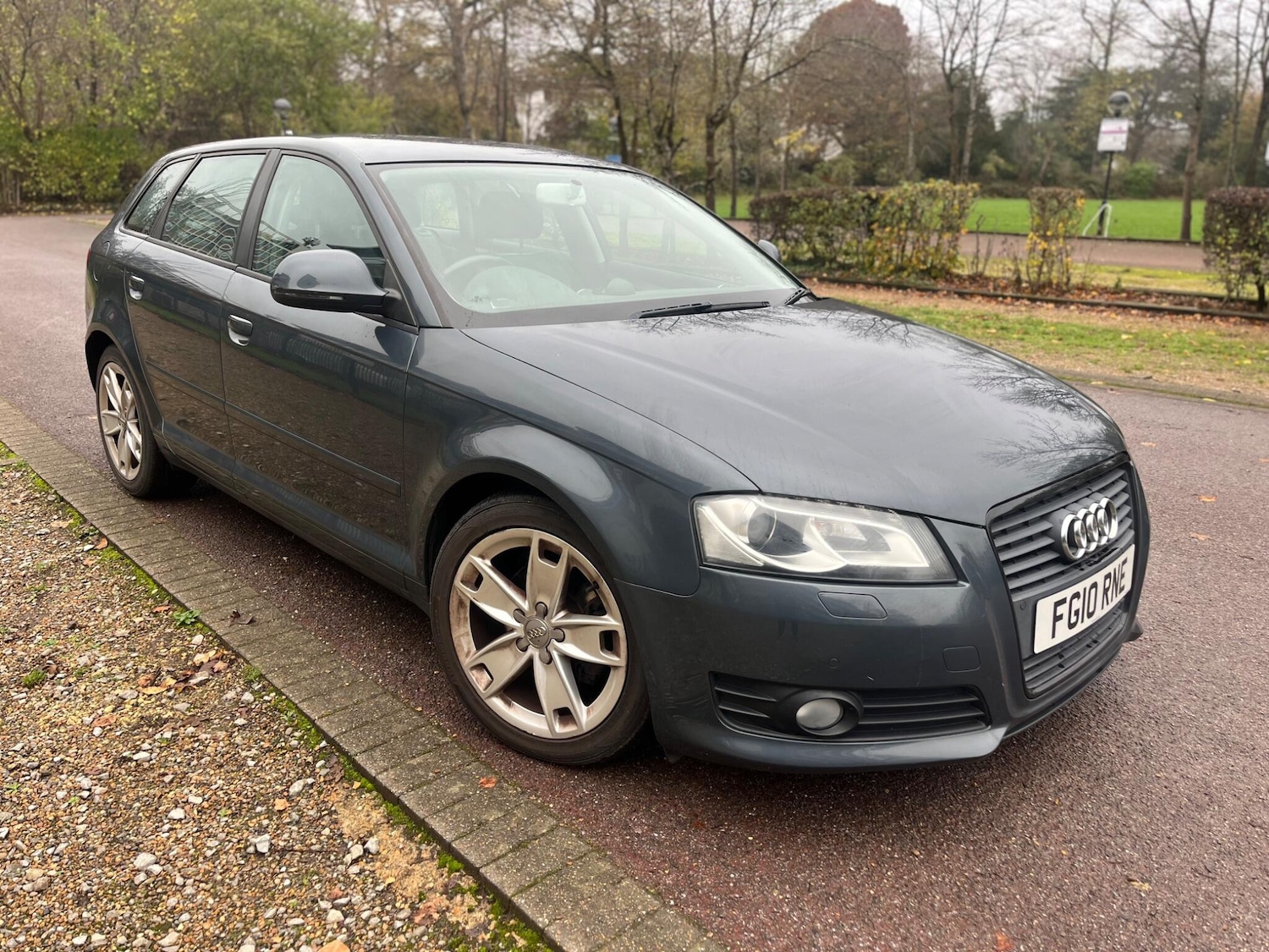 Used Audi A3 2010 for sale - 76592338: Photo 2