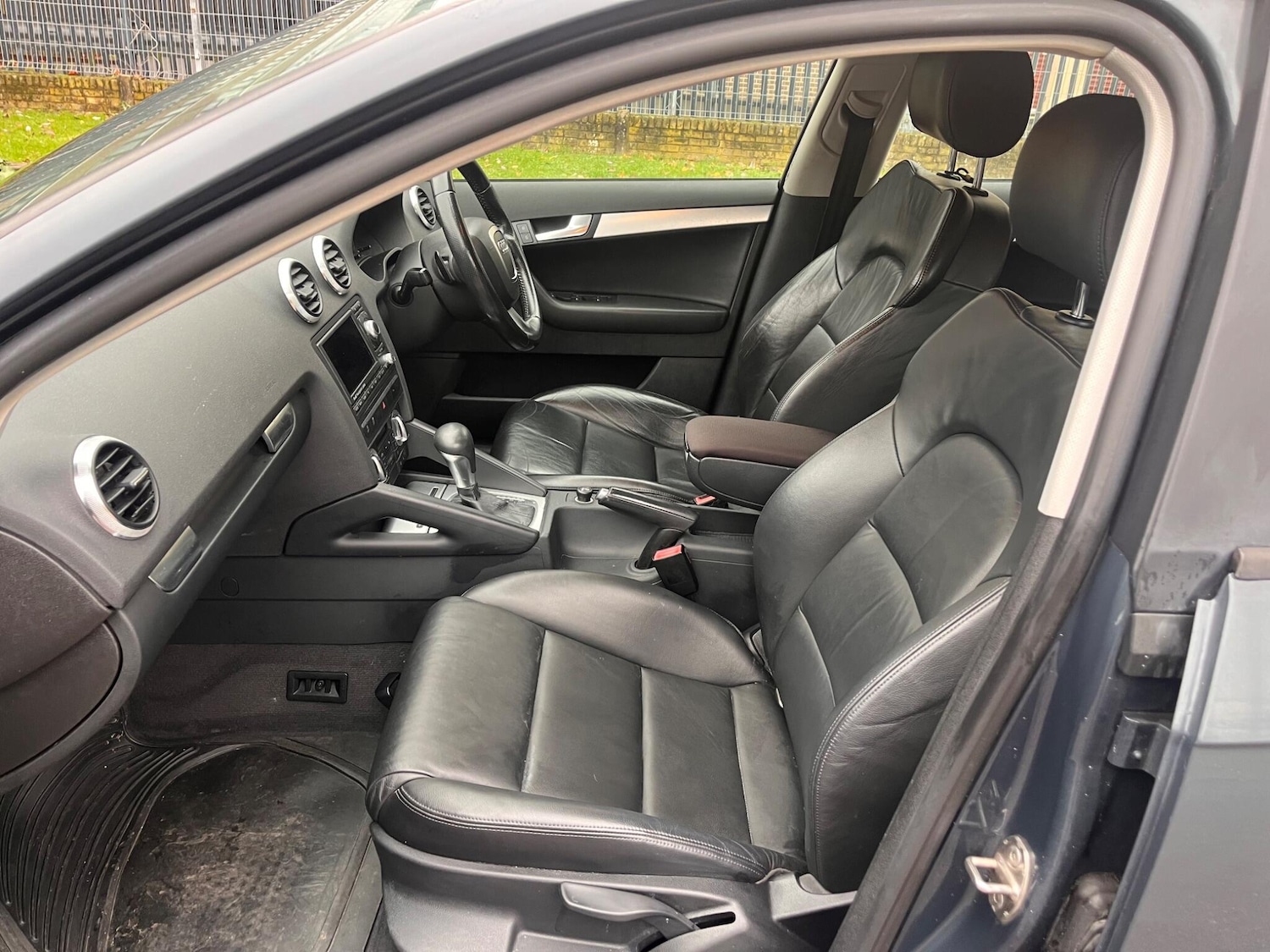 Used Audi A3 2010 for sale - 76592338: Photo 5