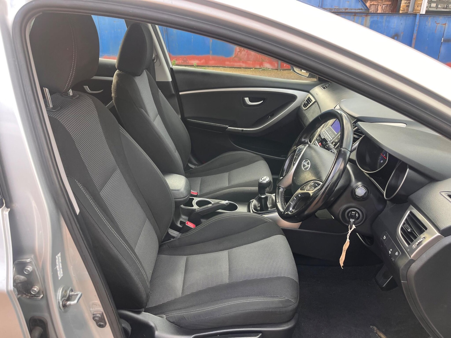 Used Hyundai i30 2015 for sale - 76742833: Photo 6