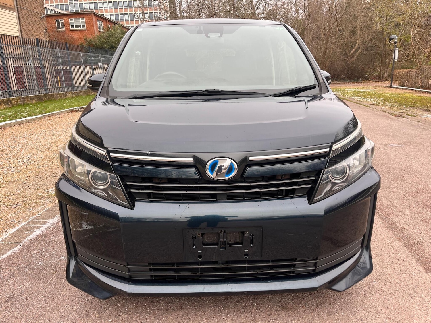 Used Toyota Voxy for sale - 77120465: Photo 10