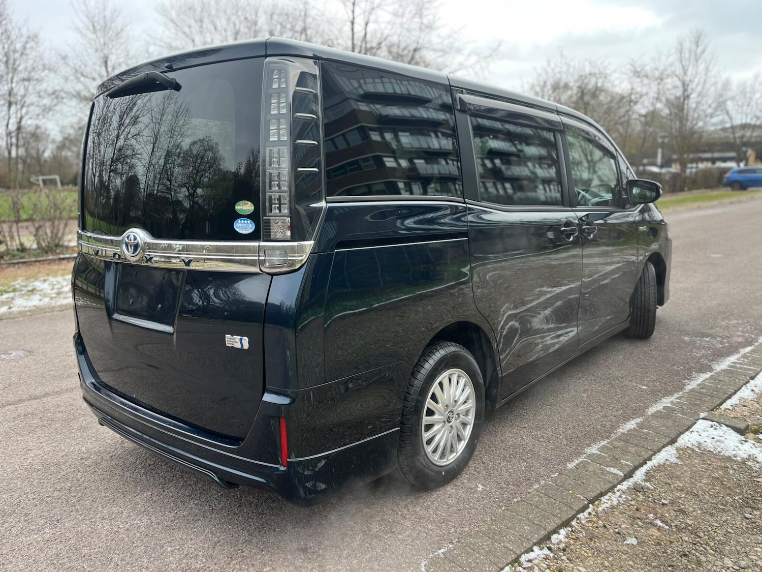 Used Toyota Voxy for sale - 77120465: Photo 12