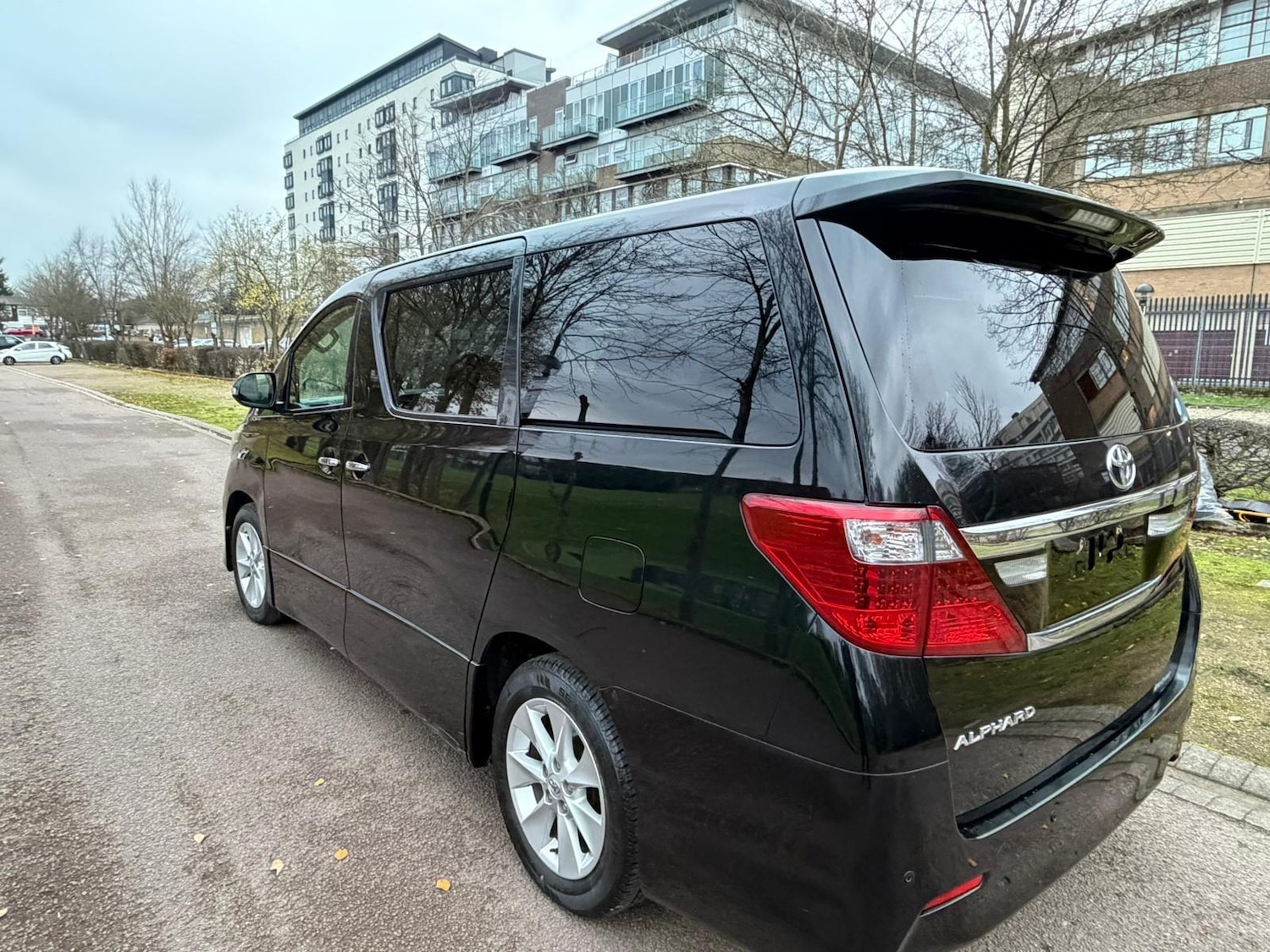 Used Toyota Alphard for sale - 76953462: Photo 24