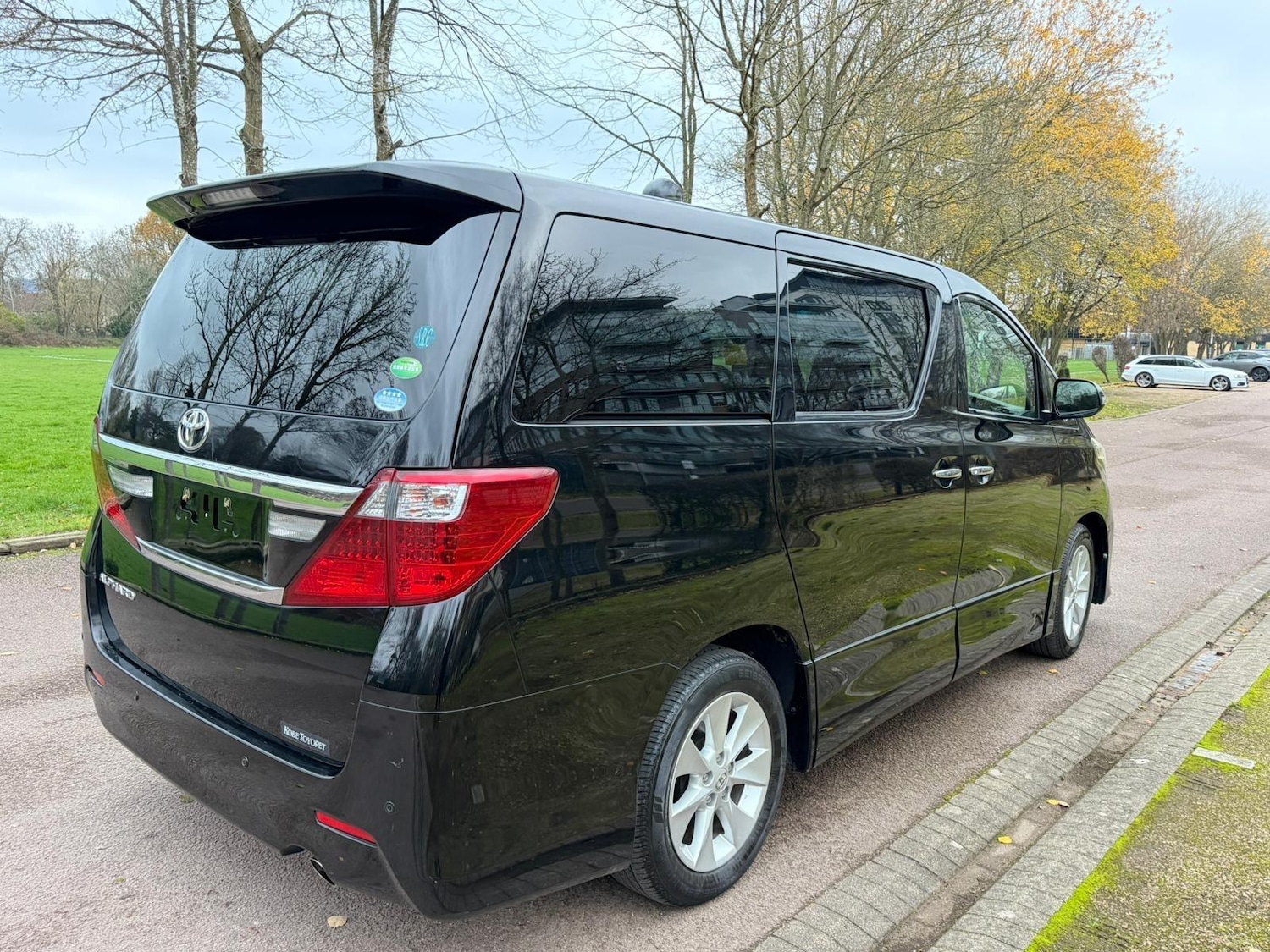 Used Toyota Alphard for sale - 76953462: Photo 4