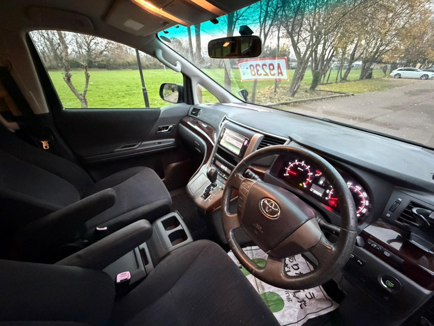 Used Toyota Alphard for sale - 76953462: Photo 9