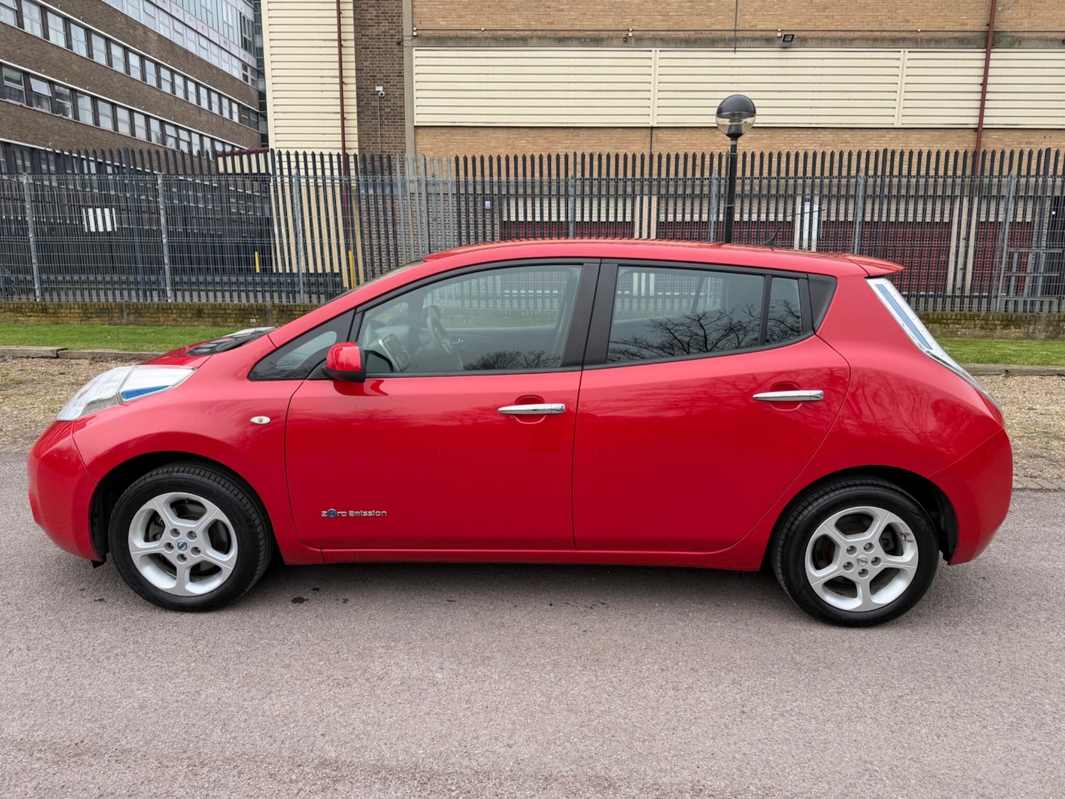 Used Nissan Leaf for sale - 77784697: Photo 25