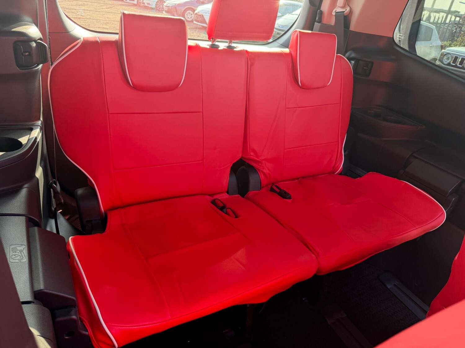 Used Toyota Noah for sale - 77754147: Photo 16