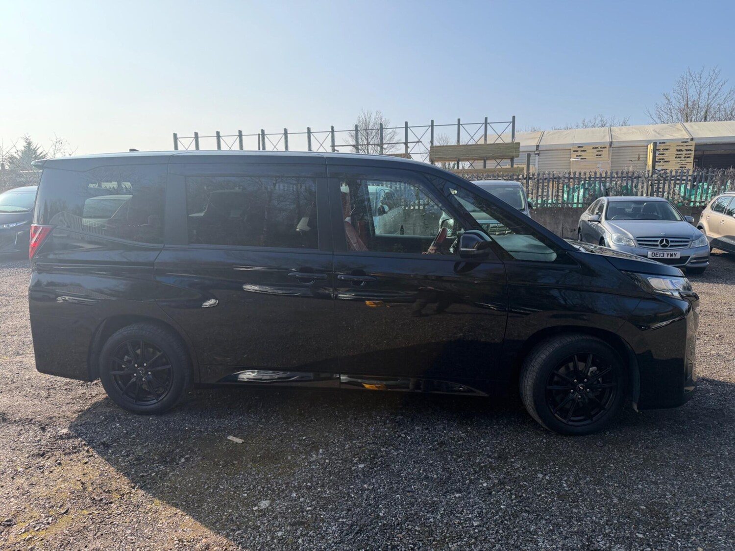 Used Toyota Noah for sale - 77754147: Photo 17