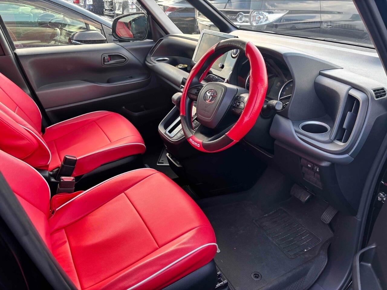 Used Toyota Noah for sale - 77754147: Photo 28