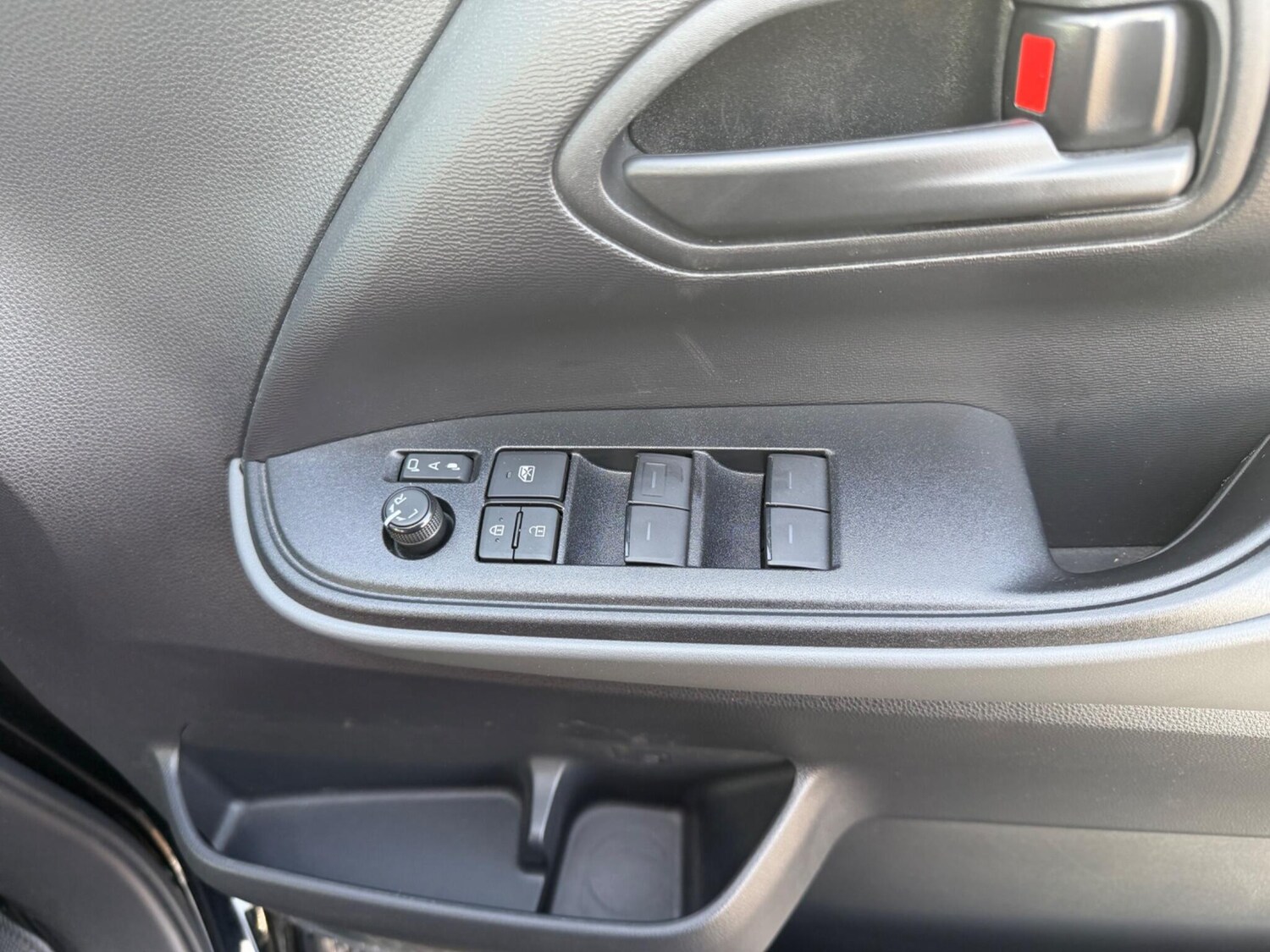 Used Toyota Noah for sale - 77754147: Photo 51