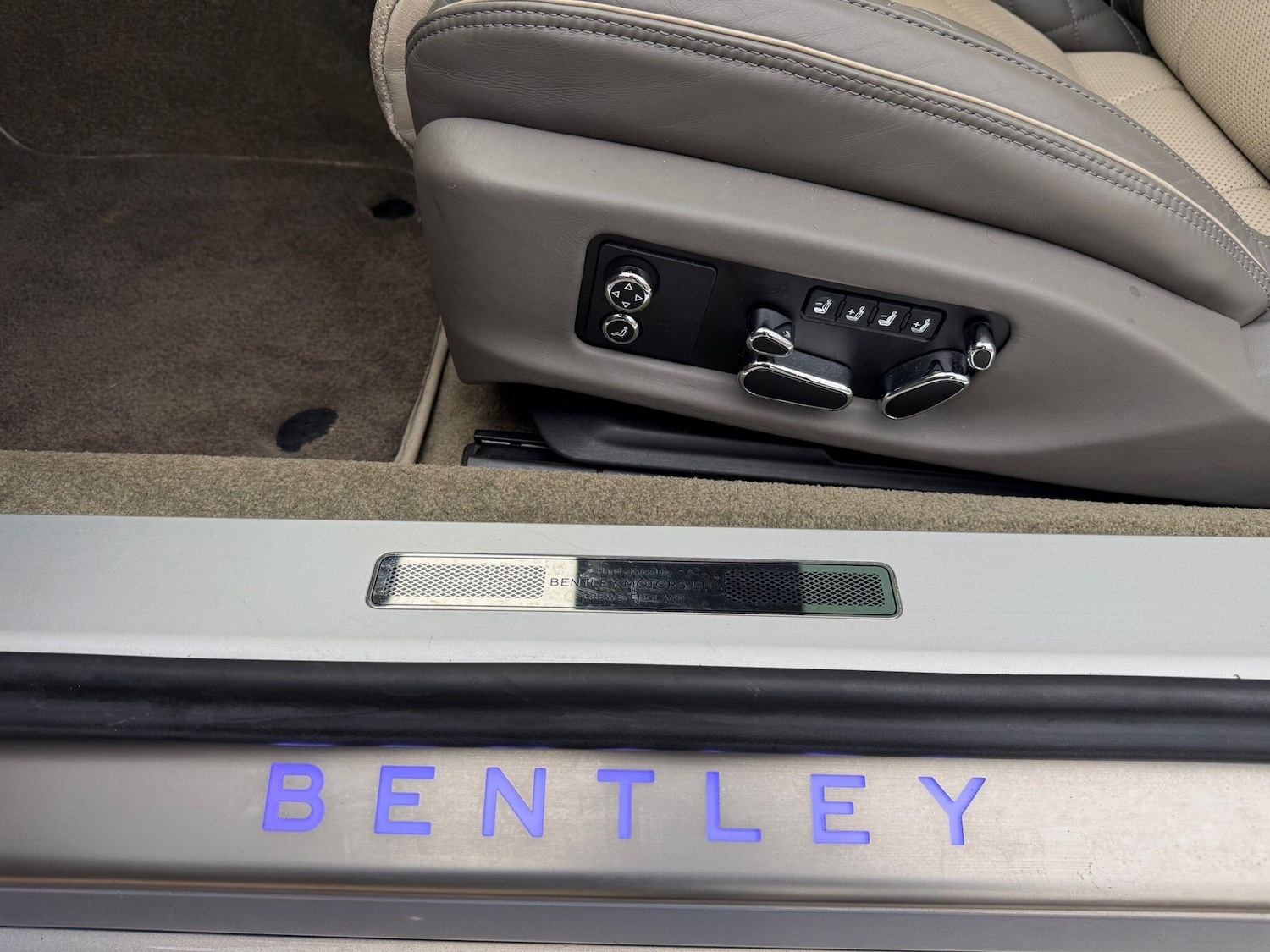 Used Bentley Continental 2022 for sale - 76913772: Photo 4