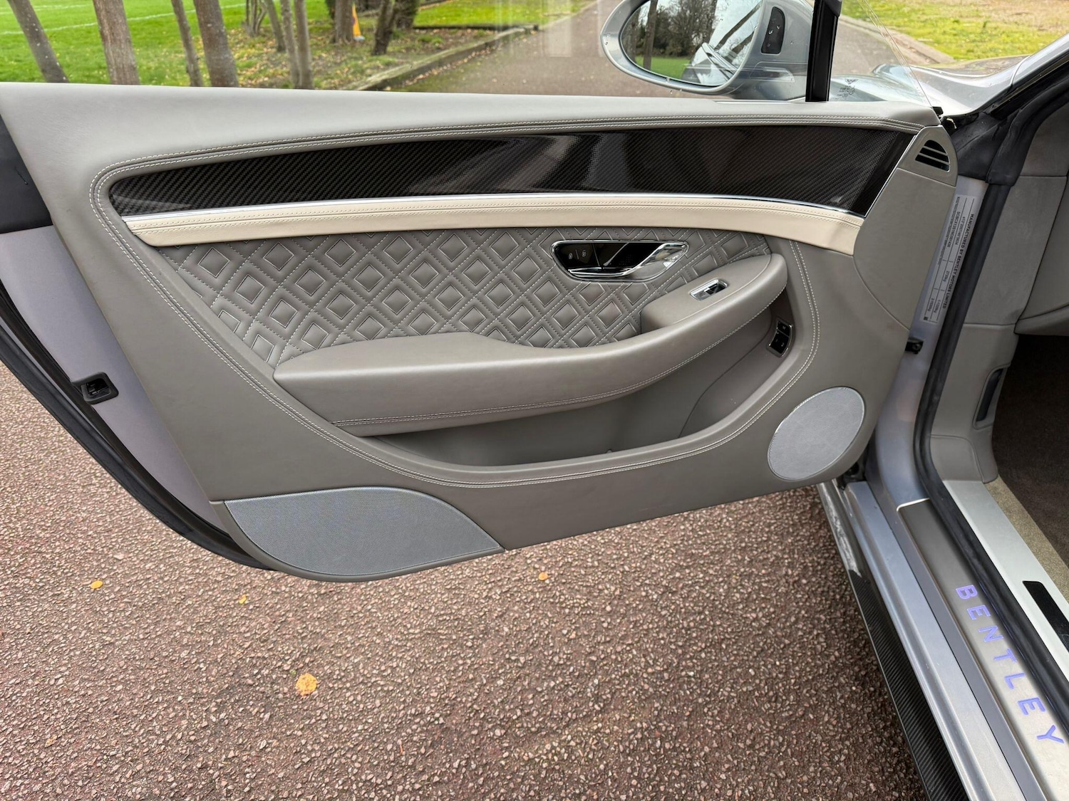 Used Bentley Continental 2022 for sale - 76913772: Photo 5