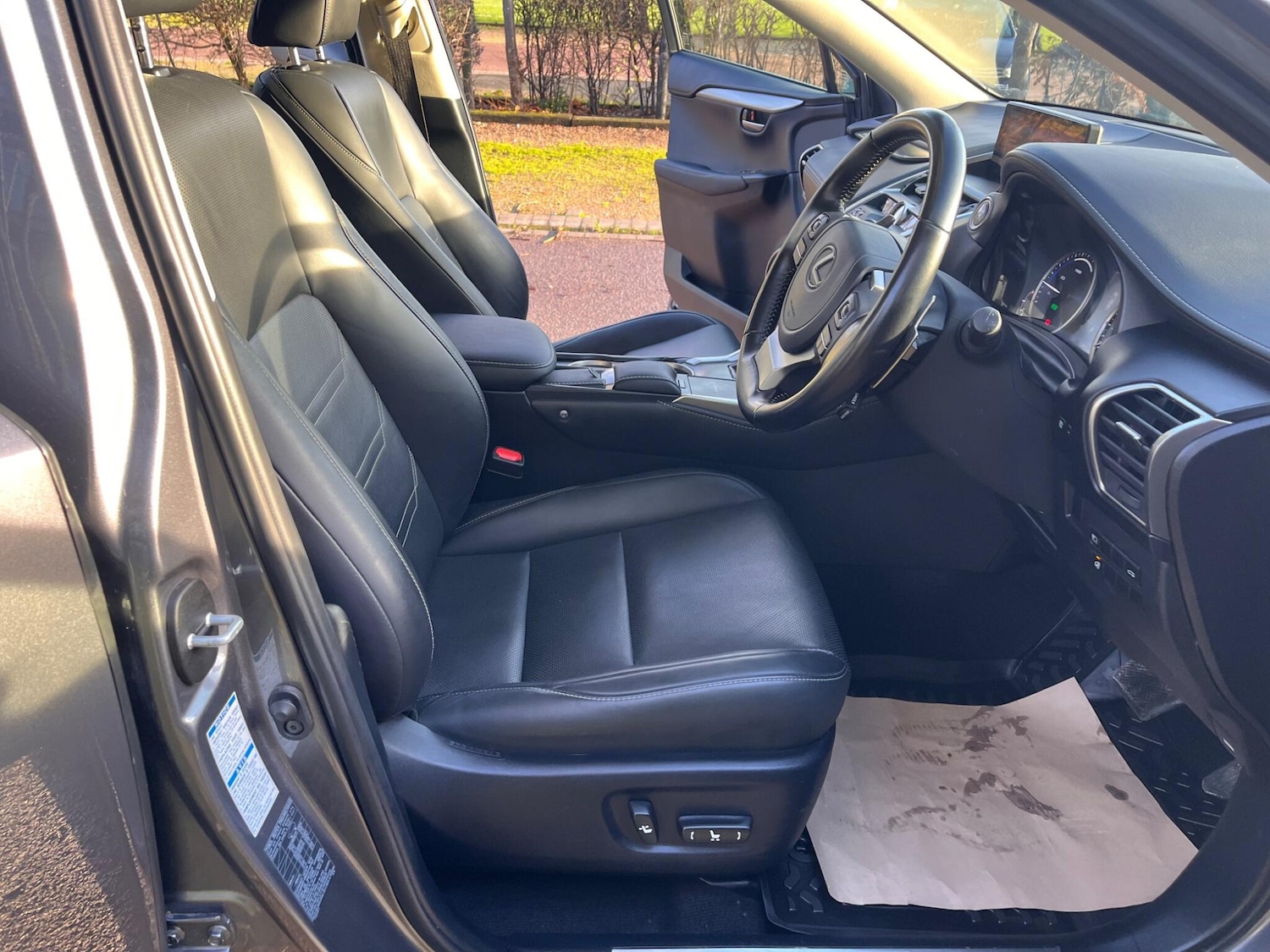 Used Lexus NX 2021 for sale - 77015574: Photo 5