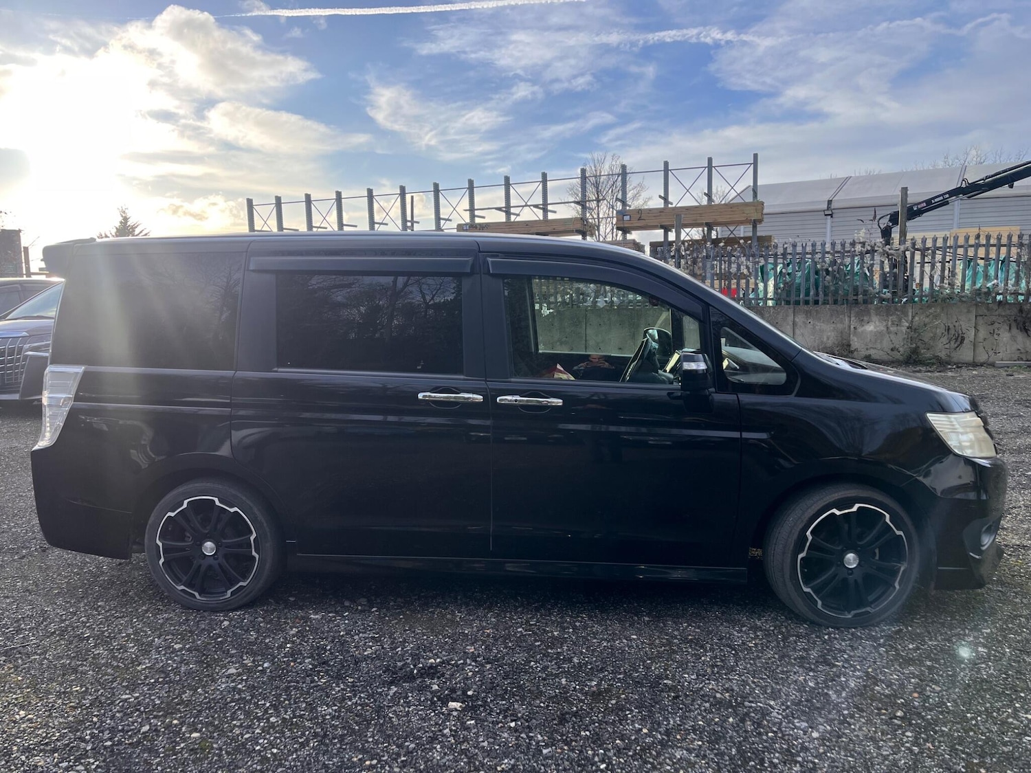 Used Honda Stepwagon for sale - 77291296: Photo 27