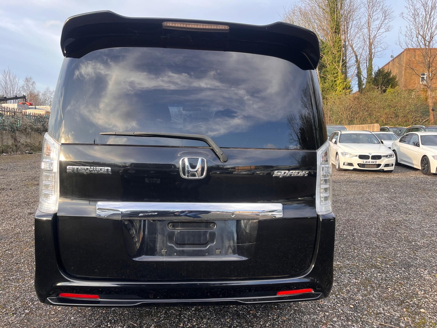 Used Honda Stepwagon for sale - 77291296: Photo 29