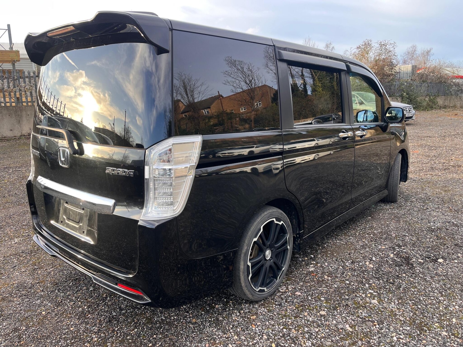 Used Honda Stepwagon for sale - 77291296: Photo 30