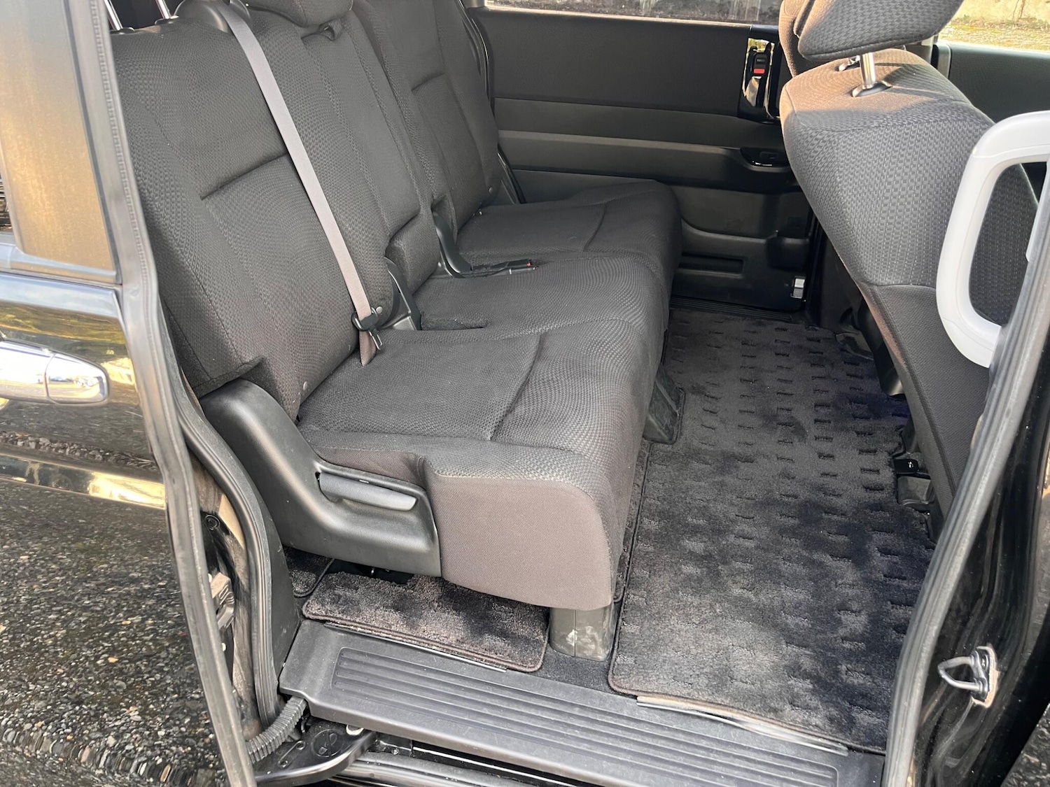 Used Honda Stepwagon for sale - 77291296: Photo 49