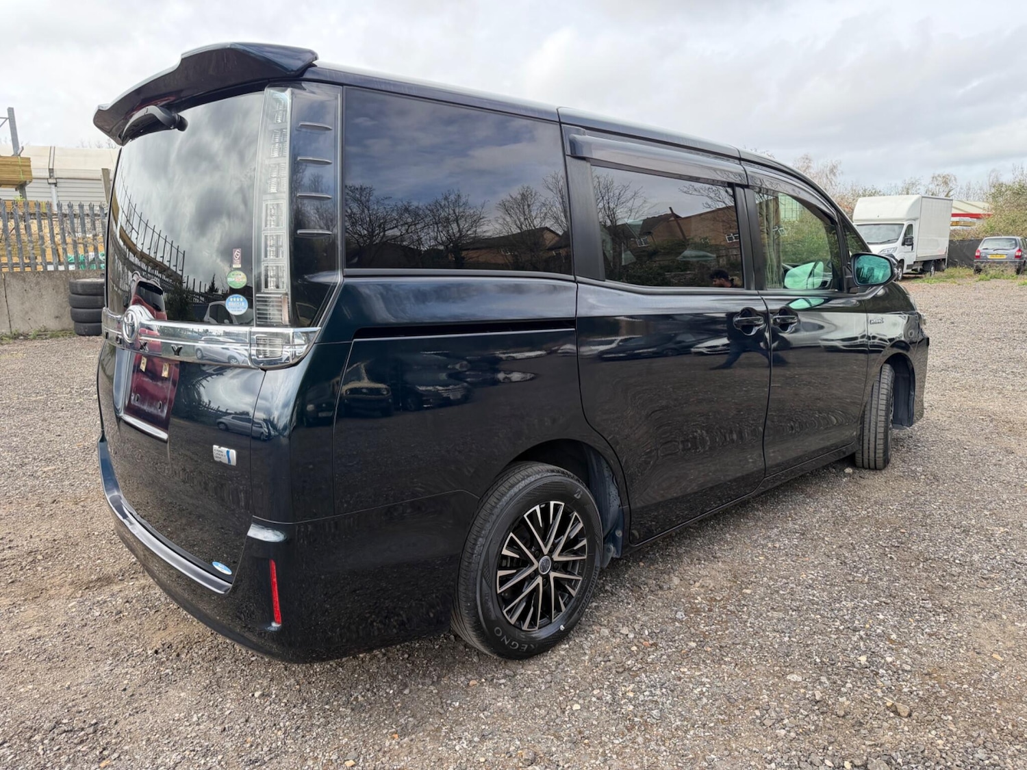 Used Toyota Voxy for sale - 78136162: Photo 16