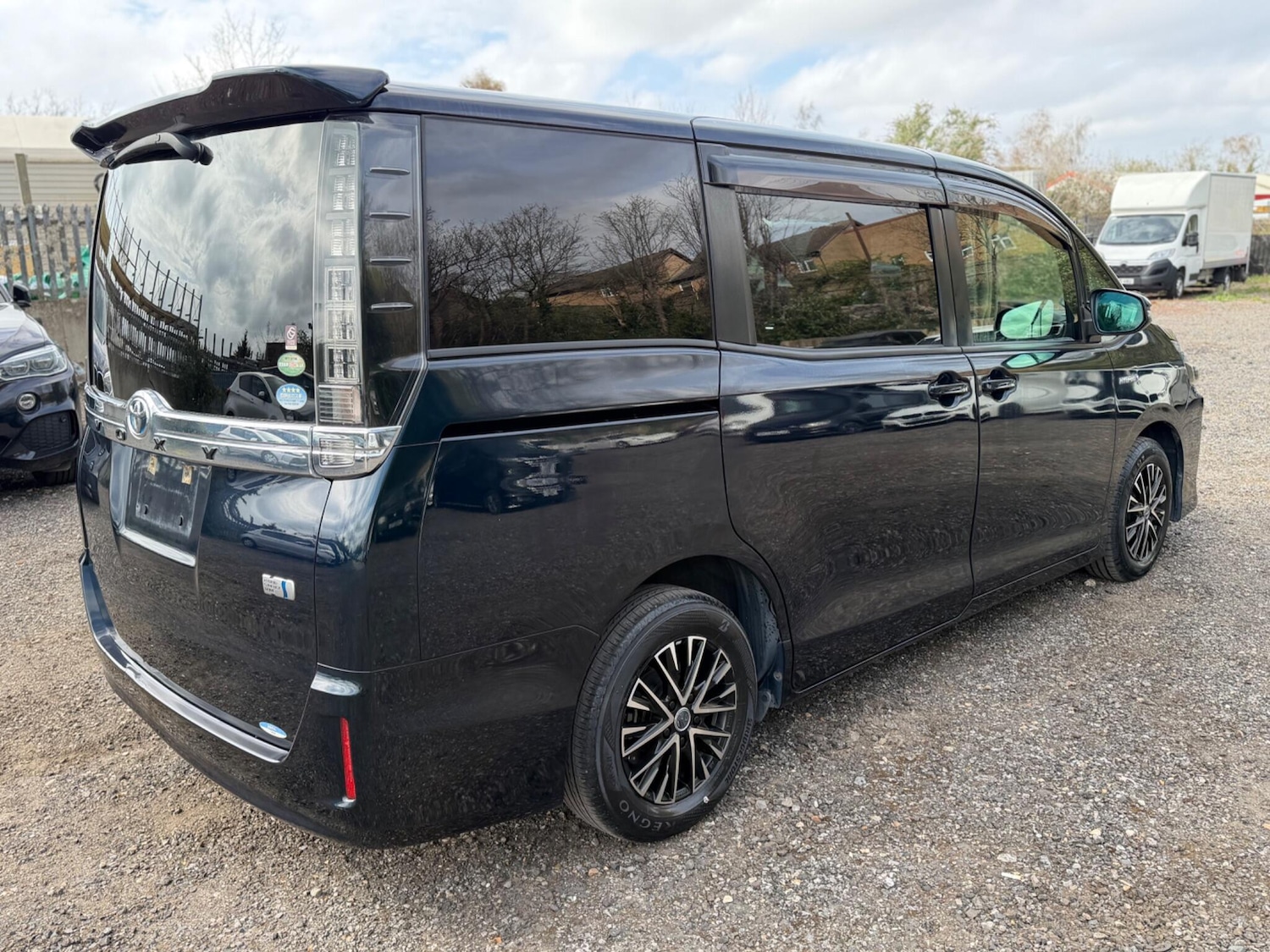 Used Toyota Voxy for sale - 78136162: Photo 42