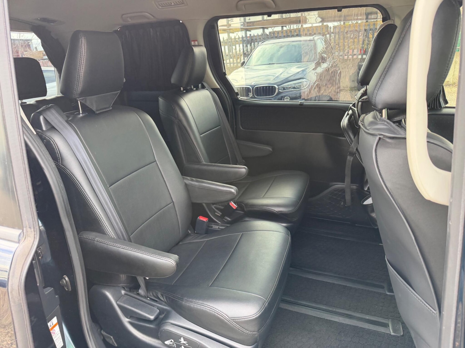 Used Toyota Voxy for sale - 78136162: Photo 44