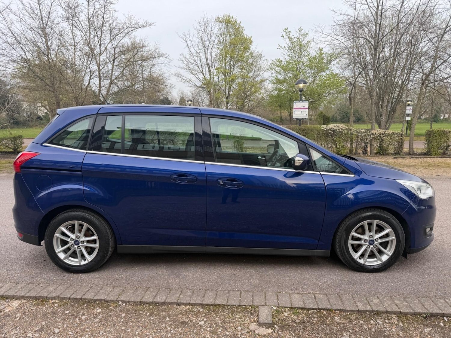 Used Ford Grand C-Max 2016 for sale - 77982243: Photo 13