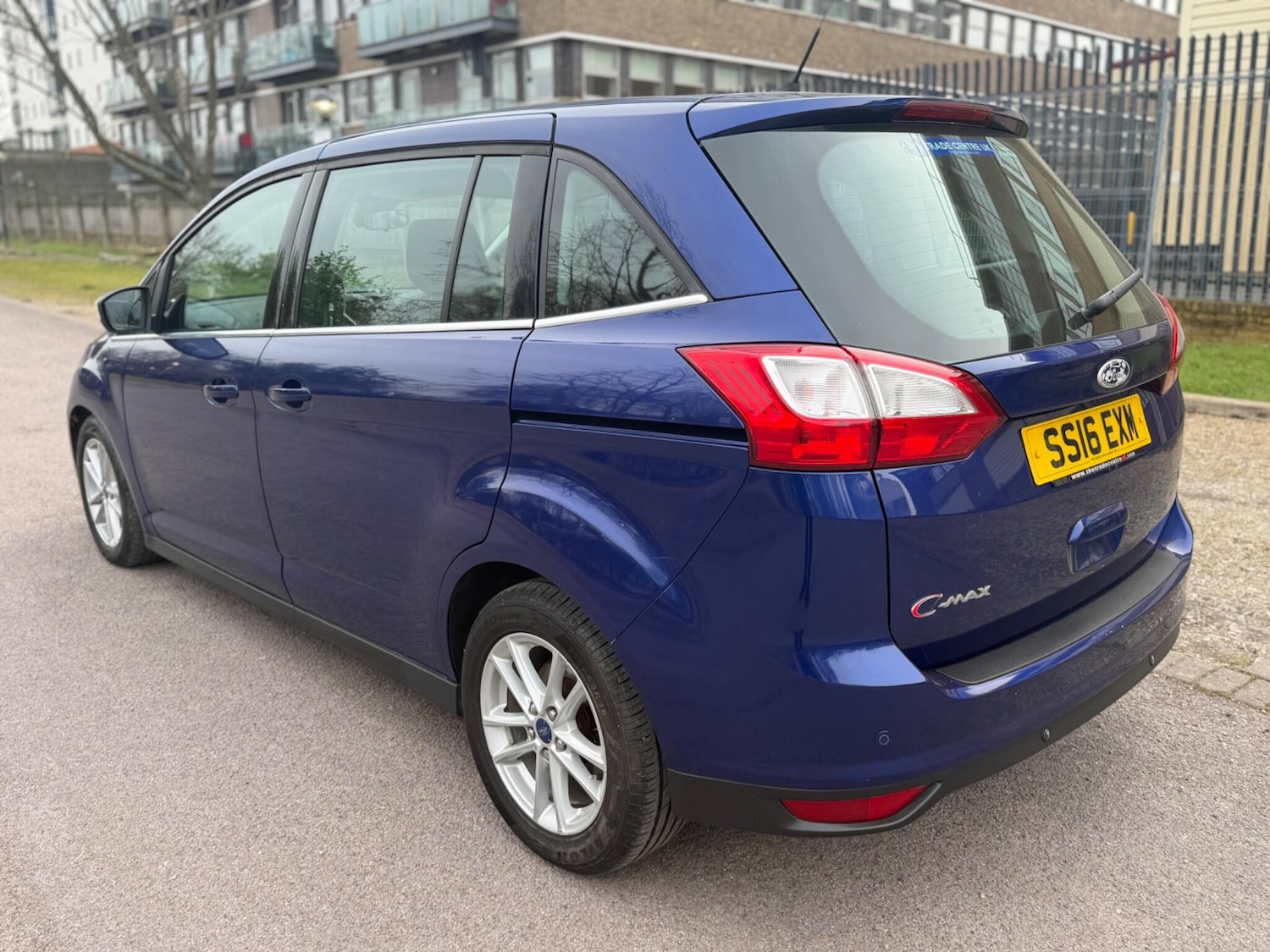 Used Ford Grand C-Max 2016 for sale - 77982243: Photo 18