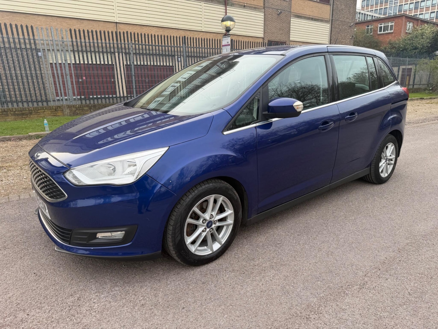 Used Ford Grand C-Max 2016 for sale - 77982243: Photo 24