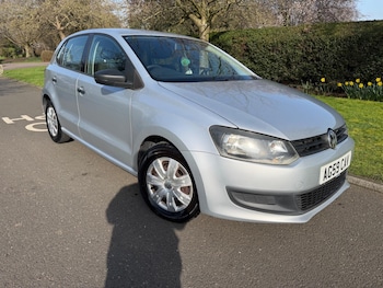 Used Volkswagen Polo 2010 for sale - 77671827: Photo