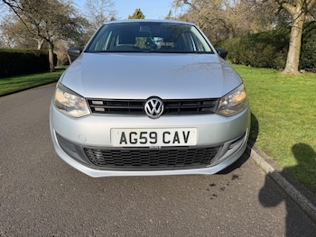 Used Volkswagen Polo 2010 for sale - 77671827: Photo